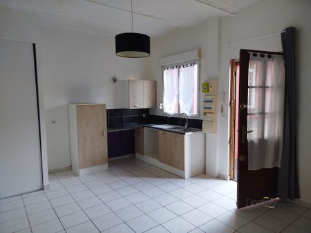 Location Appartement 3 pièces 68m² ROUBAIX 59100 - Photo 2