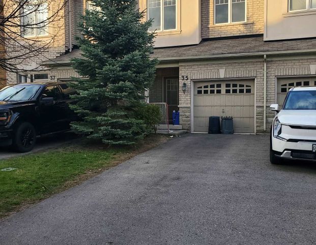 For Lease - 35 Elihof Drive, Vaughan, Ontario - Photo 1