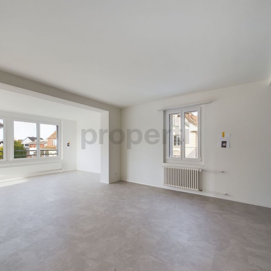 Stylish 3.5-room apartment with balcony in Lenzburg - Foto 1