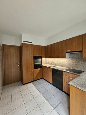 4.5 Zimmer, 2. Stock - Foto 1