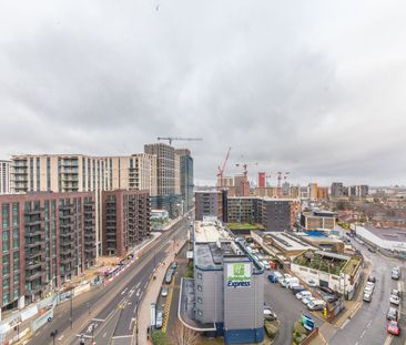 Sovereign Tower, 1 Emily Street, London, E16 - Photo 4