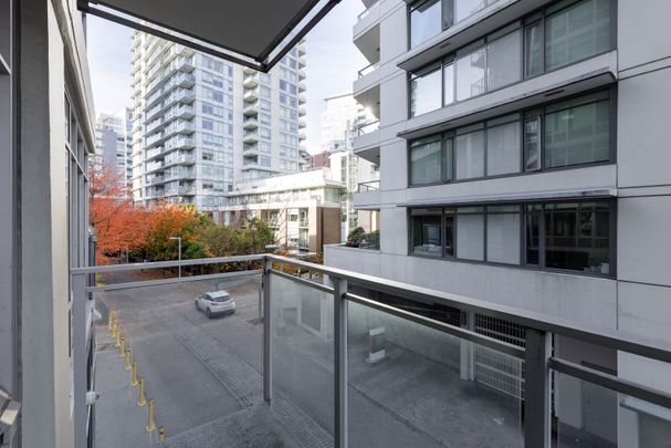 161 East 1st Ave (2nd Floor), Vancouver - Photo 1