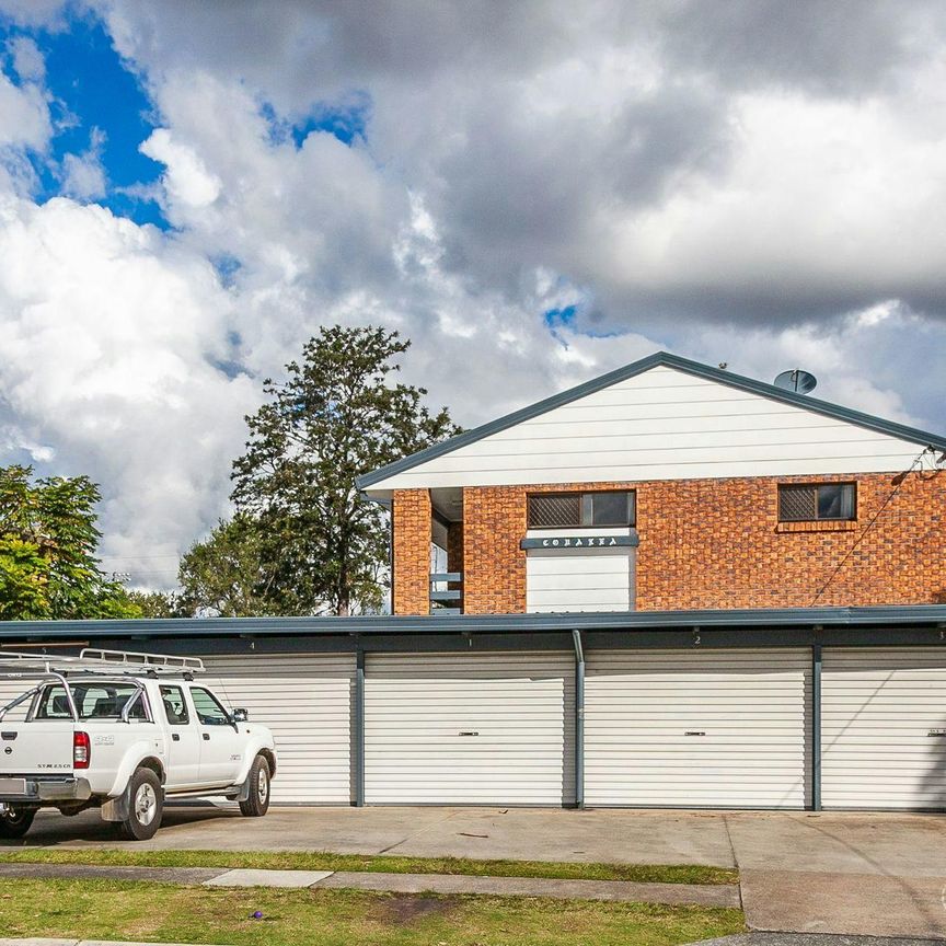 Neat & Tidy Townhouse Just for you - Photo 1