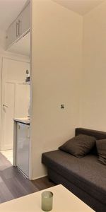 Appartement a louer Paris - Loyer €578/mois charges comprises ** - Photo 3