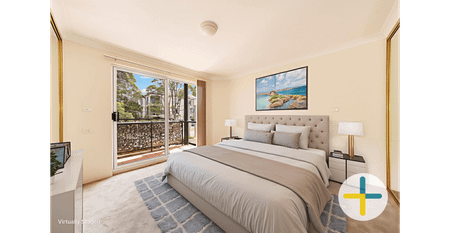 Renovated, Oversized, N-facing Townhouse with Two Sunny Courtyards - Photo 3