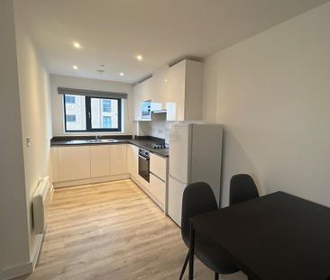2 bedroom flat to rent - Photo 1