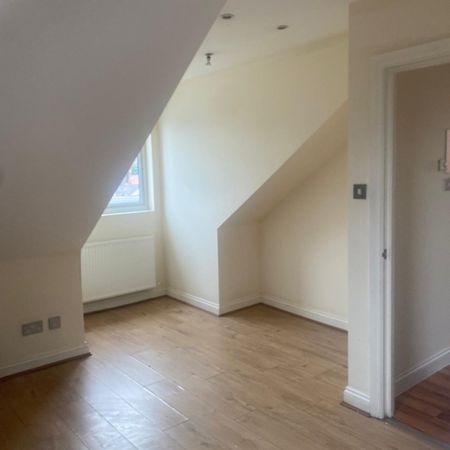 1 Bed Flat, St Peters Road, CR0 - Photo 3