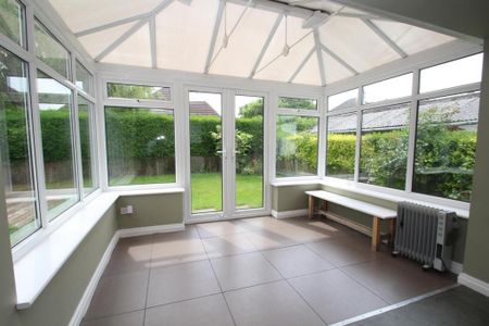 4 bedroom bungalow to rent - Photo 4