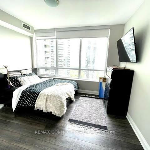 #2410 - 36 Park Lawn Road – Toronto W06, Ontario - Photo 1