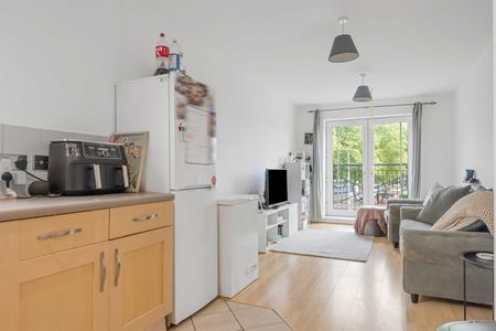 Cambridge Court, Loughborough Road, NG2 - Photo 4