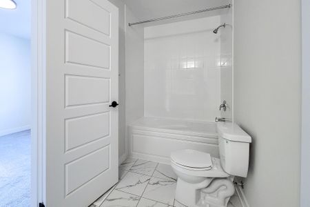 For Lease - 10 Castro Lane, Haldimand, Ontario - Photo 2