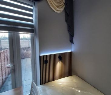 Studio Flat, SW6 - Photo 4