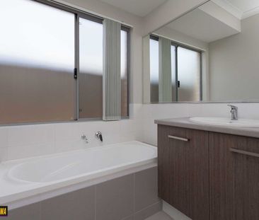 SPACIOUS VILLA - INSPECTION WILL NOT DISAPPOINT - Photo 3