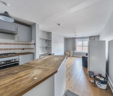 2 bedroom flat to rent - Photo 3