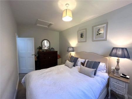 2 bedroom detached house to rent - Photo 5