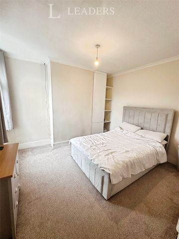 1 bedroom apartment to rent Essex Road, Bognor Regis, West Sussex, PO21 - Photo 3