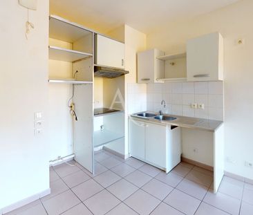 Location Appartement 2 pièces 41m² - Photo 2