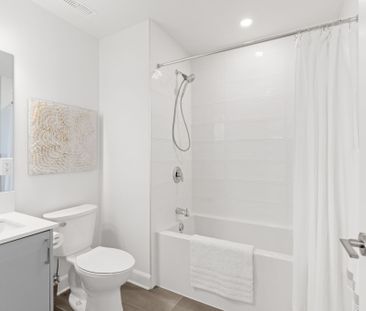 For Lease - 655 WANAKI Road Unit# 305, Manor Park - Cardinal Glen a... - Photo 4