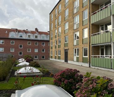 Västra Prinsgatan, Karlskrona - Photo 4