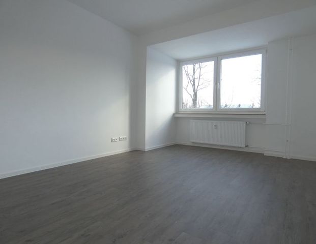 *** Altbauflair in Schlossnähe! Sanierte 2-Zi.-Wohnung mit Duschbad in Schlossparknähe! *** - Foto 1