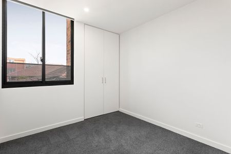8/10 Princes Street, Caulfield North VIC 3161 - Townhouse For Rent | Domain - Photo 5