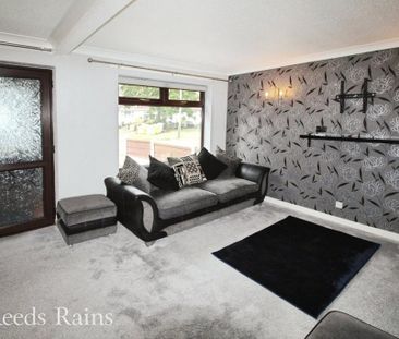 3 bedroom end of terrace house to rent - Photo 1