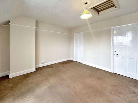 3 bedroom apartment to rent - Photo 3