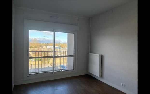 Location Appartement 5 pièces 104 m² La Châtre - Photo 1