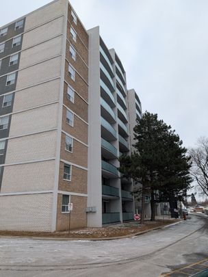 For Lease - 359 Geneva Street Unit# 909, St. Catharines, Ontario - Photo 1