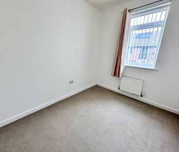 Plantation Close, Doncaster, Bentley - Photo 4