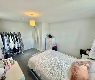 Bull Close, Norwich - Photo 1