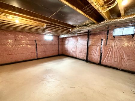 For Lease - 132 PORT Crescent, Welland, Ontario - Photo 4