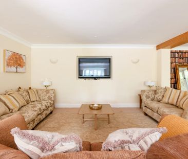 4 Bed, House - Photo 5
