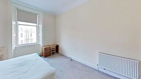 3 bedroom flat to rent - Photo 5