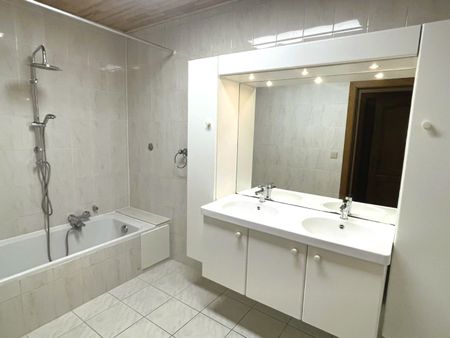 Ruime woning met achteraan prachtig vergezicht - Foto 3