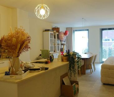 Gelijkvloers app. te huur in Jabbeke voor € 925 met 2 slaapkamers - Photo 1