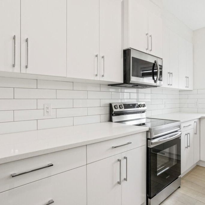 Beaumont Unfurnished townhouse Rental in Ruisseau - Newly built 3 bed townhouse in a beautifully peaceful Beaumont community - Photo 1