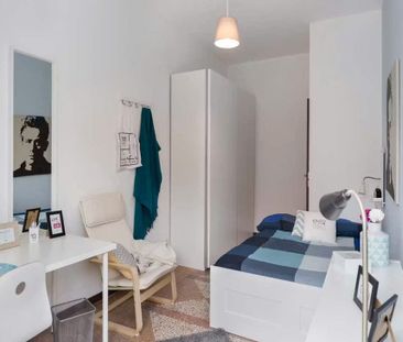 Viale Giovanni Vicini, Bologna, Emilia-Romagna 40134 - Photo 3