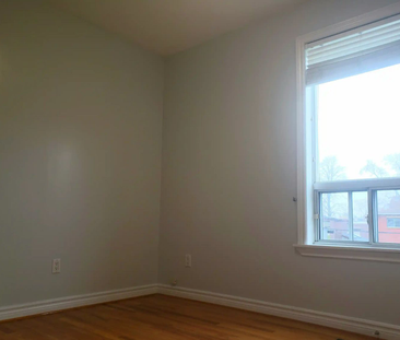 For Lease - 984 Ossington Avenue Unit# Upper, Toronto, Ontario - Photo 5