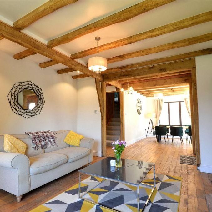 4 bedroom detached house to rent - Photo 1