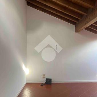 Trilocale in affitto - Photo 1