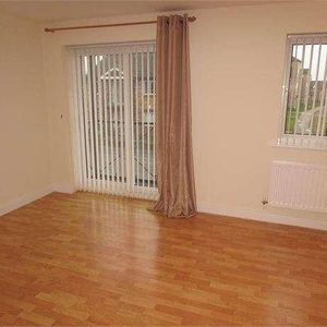 Langsett Court, Lakeside, Doncaster, DN4 - Photo 2