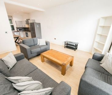 Inglewood Terrace, Woodhouse, Leeds - Photo 1