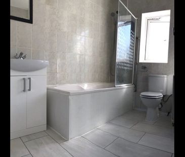 2 Bed Semi-Detached House, Barrow Hill Road, M8 - Photo 2