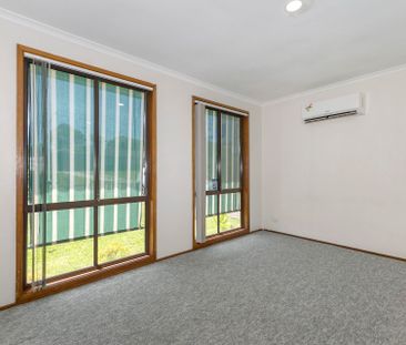 28 Michael Hill Avenue, Woodberry. - Photo 1