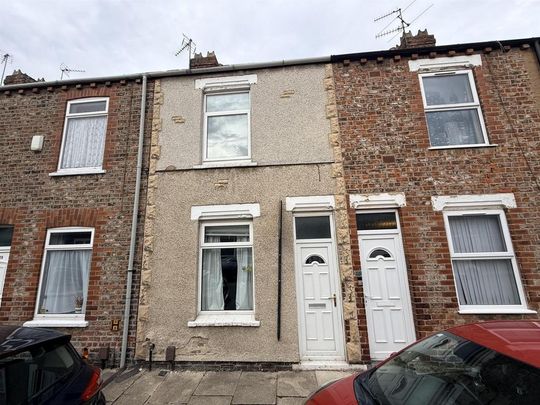 2 bedroom terraced house to rent - Photo 1