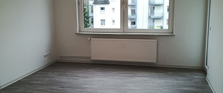 Modernisierte 2-Zimmer-Wohnung in Wuppertal Vohwinkel . Mit Sonnenbalkon - Photo 1