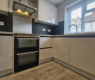 Elmhurst Road - Photo 6