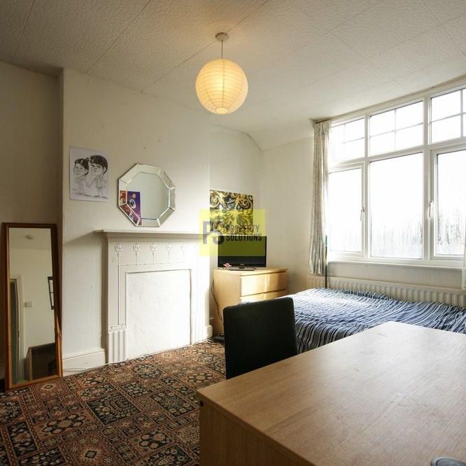 5 bedroom terraced house to rent - Photo 1