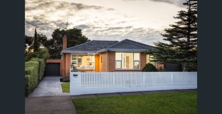 Immaculate home - Photo 2